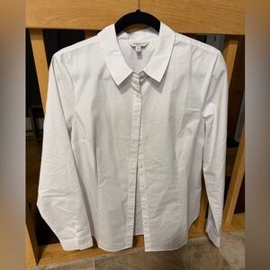 Reitmans Classic White Woman’s shirt size large